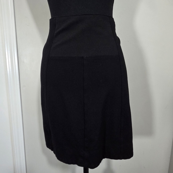 ⭐️Ricki's Black Skirt Size 10 - Picture 3 of 4
